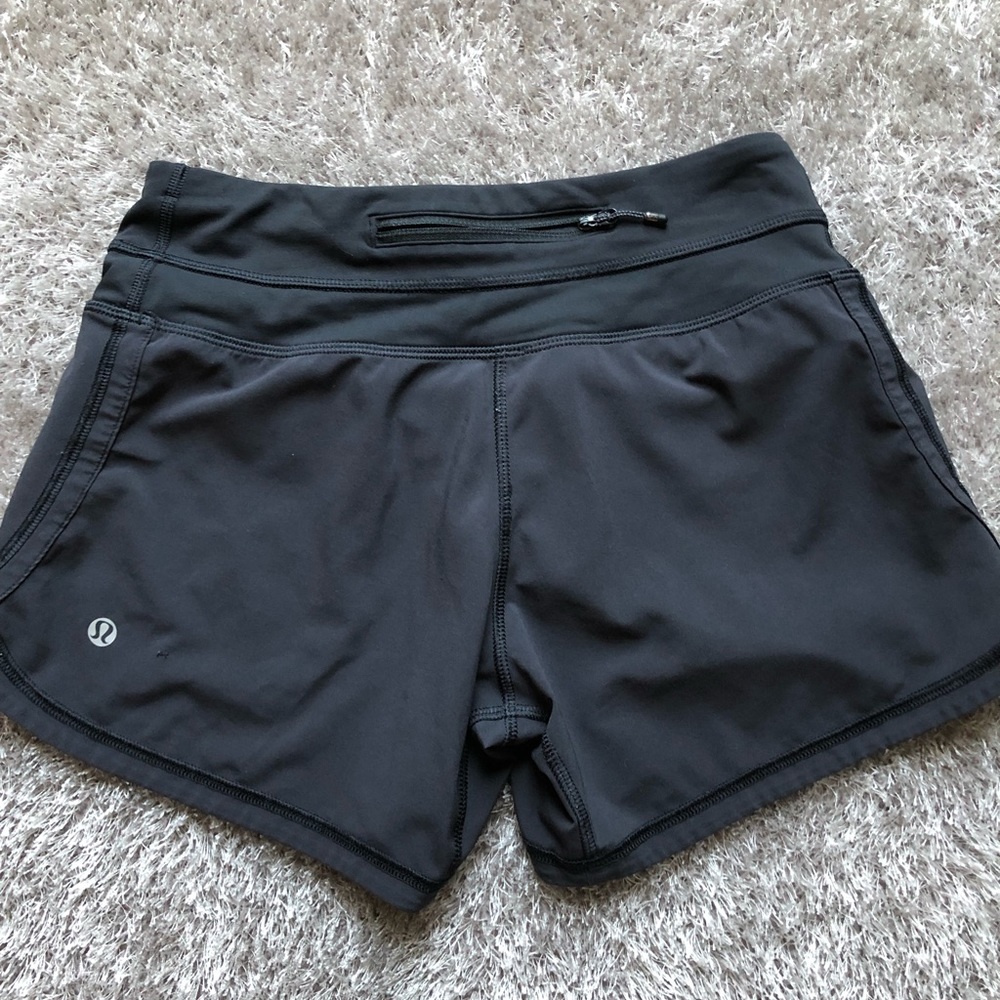 Lululemon running short